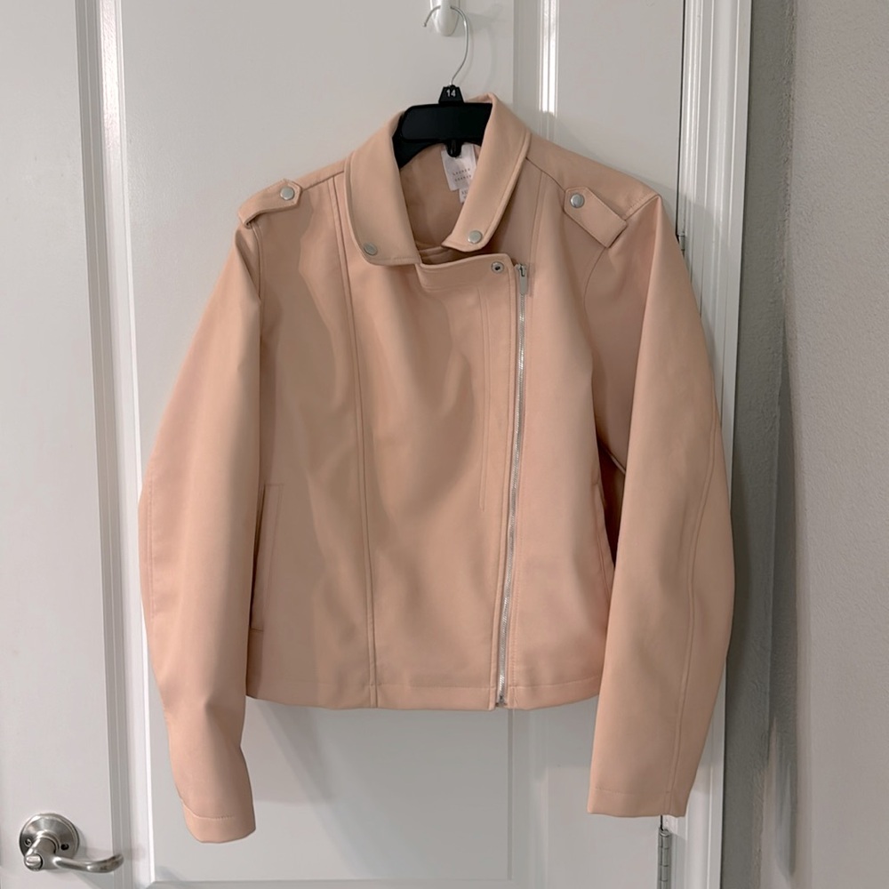 Jacket - pink with zipper and short length